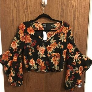 ❗️SOLD❗️Rue21 sheer floral crop top